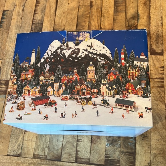 Heartland Valley Village Limited Edition Log Cabin Porcelain Lighted House w BOX - Picture 13 of 14